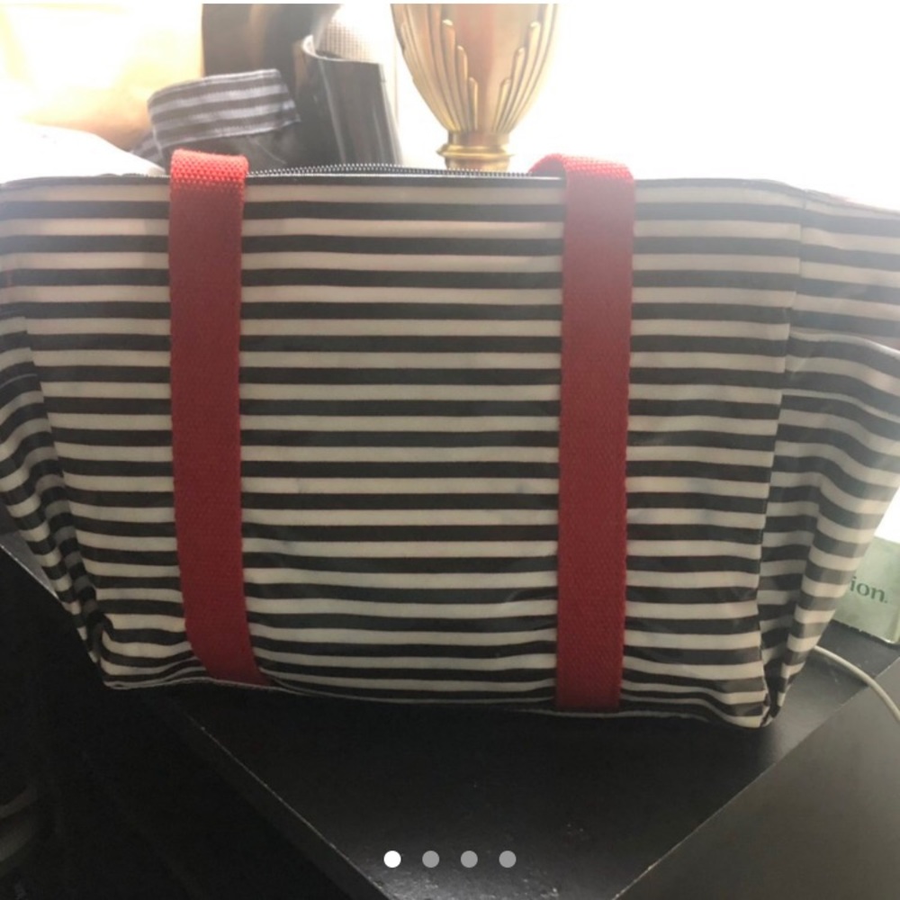 Brand New Makeup Bag!